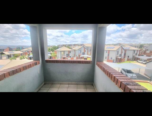 2 BEDROOM APARTMENT FOR SALE IN AMBERFIELD